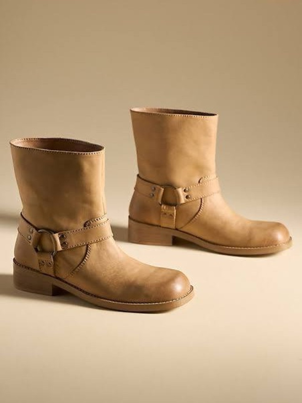 NWOT BC Footwear Seychelles Good Measure Vegan Leather Engineer Boots Tan